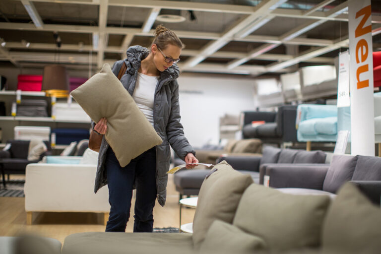 Get employee discounts on mattresses and home furniture